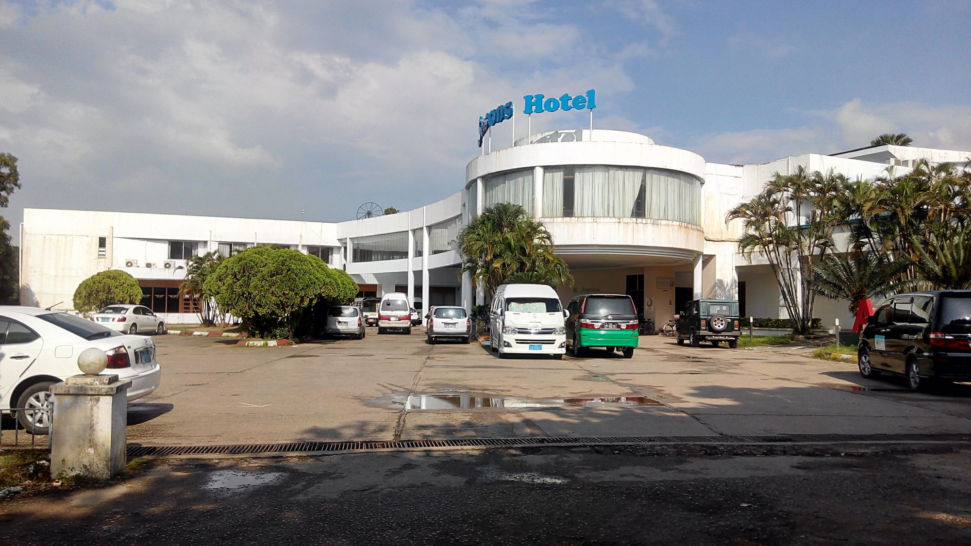 Seasons Of Yangon International Airport Hotel Exterior photo